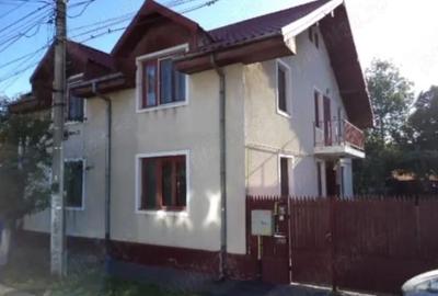 Casă cu 6 camere cu Teren 569 Mp în Lipovei - 2
