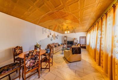 Imobil cu spatiu comercial stradal de vanzare in Arad - 16