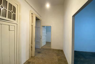 Apartament cu 3 camere decomandat în P-ța Unirii - 9