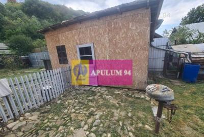 Casă cu 7 camere cu Teren 423 Mp în Poiana - 18