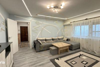 Apartament cu 3 camere semidecomandat, mobilat în Central - 1