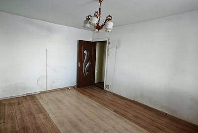 Apartament 2 camere,parter,semidecomandat,zona Coca Cola - 8