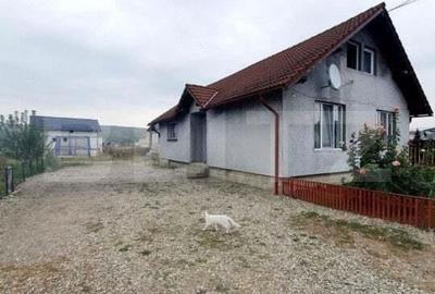 Casa De Vanzare 120 mp utili, 8 ari de teren, Jelna - 1
