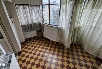 Apartament cu 3 camere decomandat în Dacia - 18