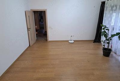 Inchiriez camera in zona de nord - 2