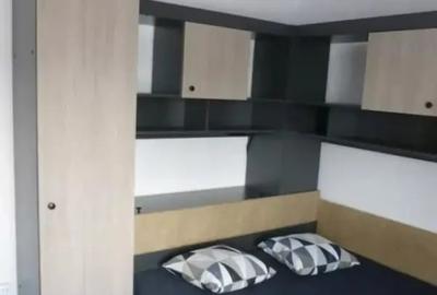 Apartament cu 3 camere decomandat în Vasile Aaron