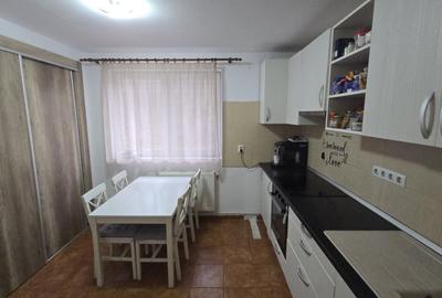 Apartament cu 3 camere decomandat în Central - 7