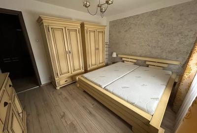 Apartament cu 3 camere decomandat, mobilat în Tipografilor - 1