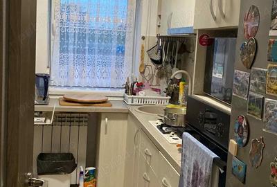 Apartament cu 3 camere,baie,hol,bucatarie si anexe - 7