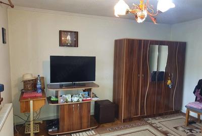 Casă cu Teren 520 Mp în Vlădești - 5