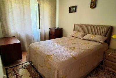 3 cam Girocului confort unu  Zona Girocului -Spital Judetean spatios  etaj 2 - 2