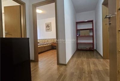 Apartament cu 3 camere decomandat în Tei - 13