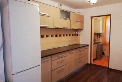 Inchierez apartament cu 3 camere, zona Narcisa - 1