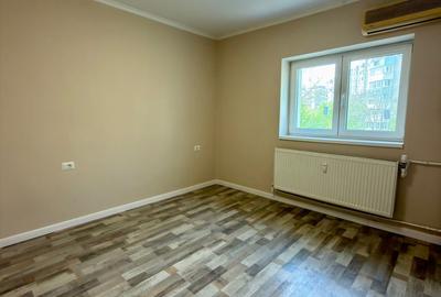 Apartament cu 3 camere decomandat în Apărătorii Patriei - 8