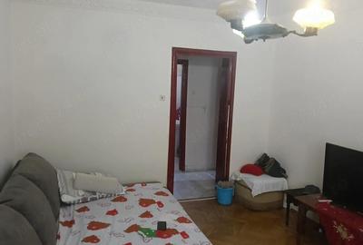Apartament cu 4 camere semidecomandat în Central - 2