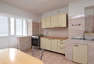 Apartament cu 4 camere decomandat, mobilat în Unirii - 23