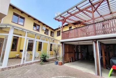 Duplex cu 6 camere în Central