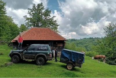 Spațiu comercial, în Pui - 1