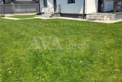 Casă cu 3 camere cu Teren 430 Mp în Central - 1