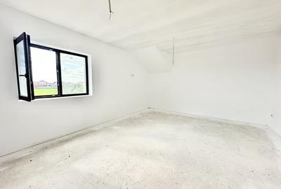 Duplex cu 4 camere cu Canalizare în Moșnița Veche - 10