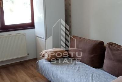 Garsonieră decomandată în Micălaca