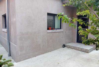 Casă cu 4 camere decomandat în Central - 5