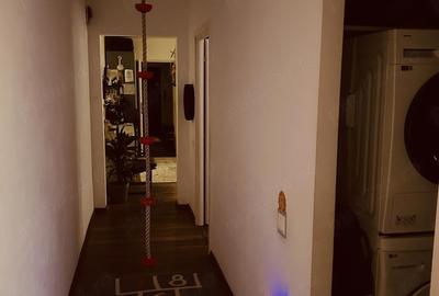 Apartament cu 3 camere semidecomandat în Central - 6