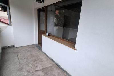 Casă individuală cu 6 camere cu Canalizare în Central - 23