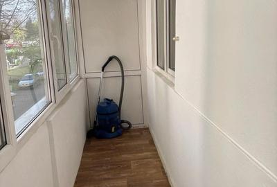 Apartament cu 2 camere semidecomandat în 1 Mai - 1