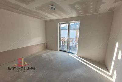 Casa 4 camere , Livezeni , - 2