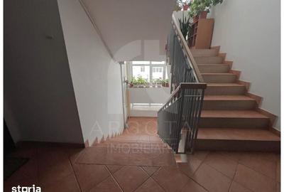 Apartament cu 4 camere în Marghiloman - 2