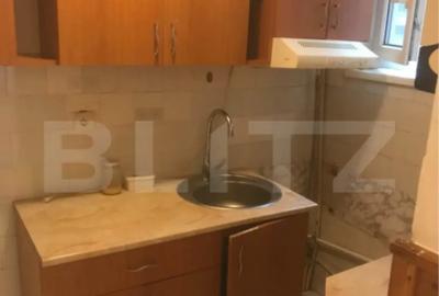 Apartament cu 2 camere decomandat în Micro 14 - 2