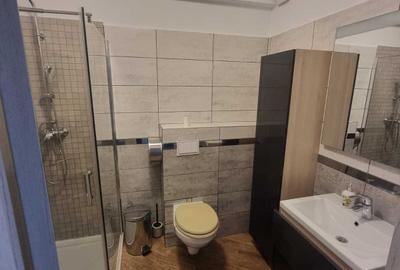 Apartament cu 3 camere decomandat în Central - 9