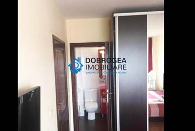 Apartament cu 3 camere decomandat în Păcii - 10