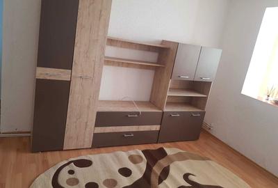 Apartament cu 2 camere semidecomandat în Viziru 1 - 3