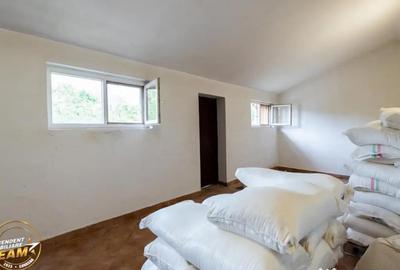 Spațiu comercial, de 700 mp, în Ghelința - 2