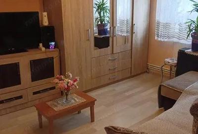 Apartament 2 camere Poarta 6 - 8
