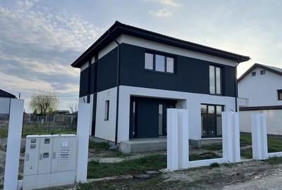 Casă cu 4 camere în Jilava - 2