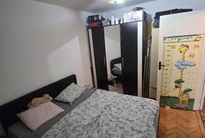 Apartament cu 3 camere decomandat în Girocului - 1