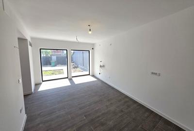 Duplex cu 4 camere cu Canalizare în Chitila - 10