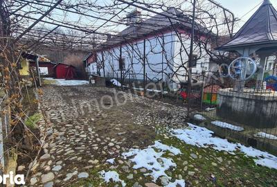 Casă cu 3 camere cu Teren 1378 Mp în Corbeni - 15