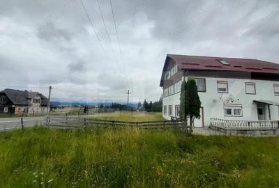 Casa de vanzare, cu 5 camere, 200 mp, zona Piatra Fantanele