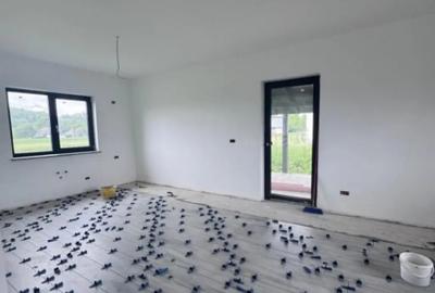 Casă cu 5 camere cu Teren 800 Mp în Horodnic - 11