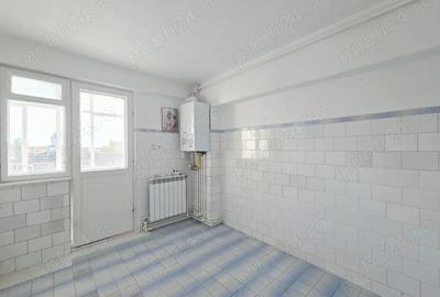 4 camere etaj intermediar 2 grupuri sanitare 90 mp - 4