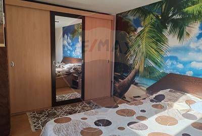 Apartament cu 2 camere semidecomandat în Vasile Aaron - 1