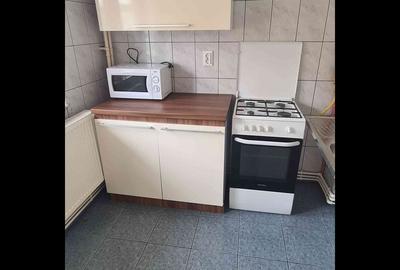 Garsonieră decomandată în Dacia - 1