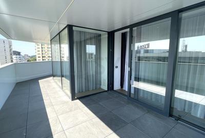 Apartament cu 4 camere decomandat, mobilat în Băneasa - 1