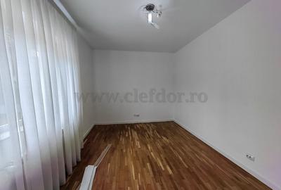 Vilă cu piscina langa British School - 9