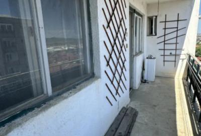 Apartament cu 4 camere decomandat, mobilat în Vasile Aaron - 7