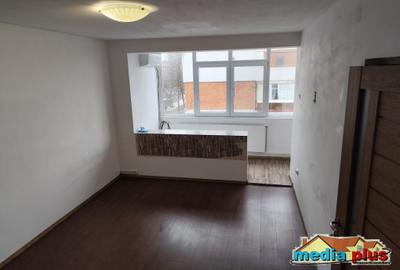 Apartament cu 2 camere semidecomandat în Țiglina 2 - 1